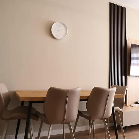 Appartamento Bright 1br Location Quiet Tirana