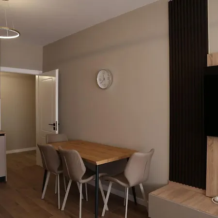 Bright 1br Location Quiet Apartman