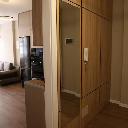 Bright 1br Location Quiet Apartman